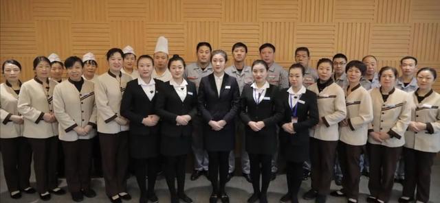 單位食堂還有這樣的服務標準?鲅魚圈皇家園林物業,請了解一下!